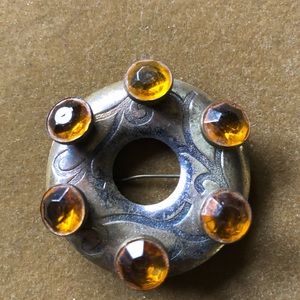 Brooch jewelry vintage